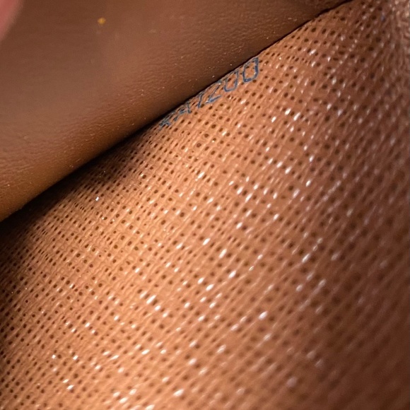 Authentic Louis Vuitton monogram agenda GM - Picture 9 of 9